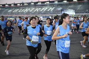 BIB: 5276, 509, 50804
                            <button type="button" onclick="openModal(10463801)" class="btn btn-primary btn-sm float-right btn-popup" data-toggle="modal" data-target=".modal-high-quality">
                        <i class="fas fa-shopping-cart"></i> Add to Cart
                    </button>
                                            <button type="button" onclick="isThisMe(10463801, true)" class="btn btn-success btn-sm float-right btn-popup btn-isme hidden" data-toggle="tooltip" data-placement="bottom" title="นี่คือรูปของคุณใช่ไหม คลิกที่นี่เพื่อเอาเข้าอัลบั้ม">
                        <i class="fas fa-plus"></i> Add to album
                    </button>
                    <button type="button" onclick="isThisMe(10463801, false)" class="btn btn-warning btn-sm float-right btn-popup btn-isnotme hidden">
                        <i class="fas fa-ban"></i> Remove from album
                    </button>